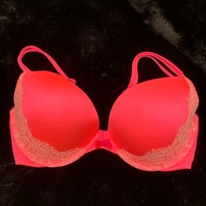 Victoria’s Secret Very Sexy Push-Up hot pink/coral 36DD bra